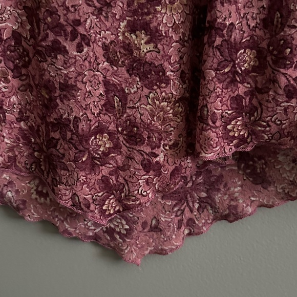 Vintage Y2K Bigaycda Maroon Sheer floral Top with split bell sleeve size medium - Picture 3 of 8